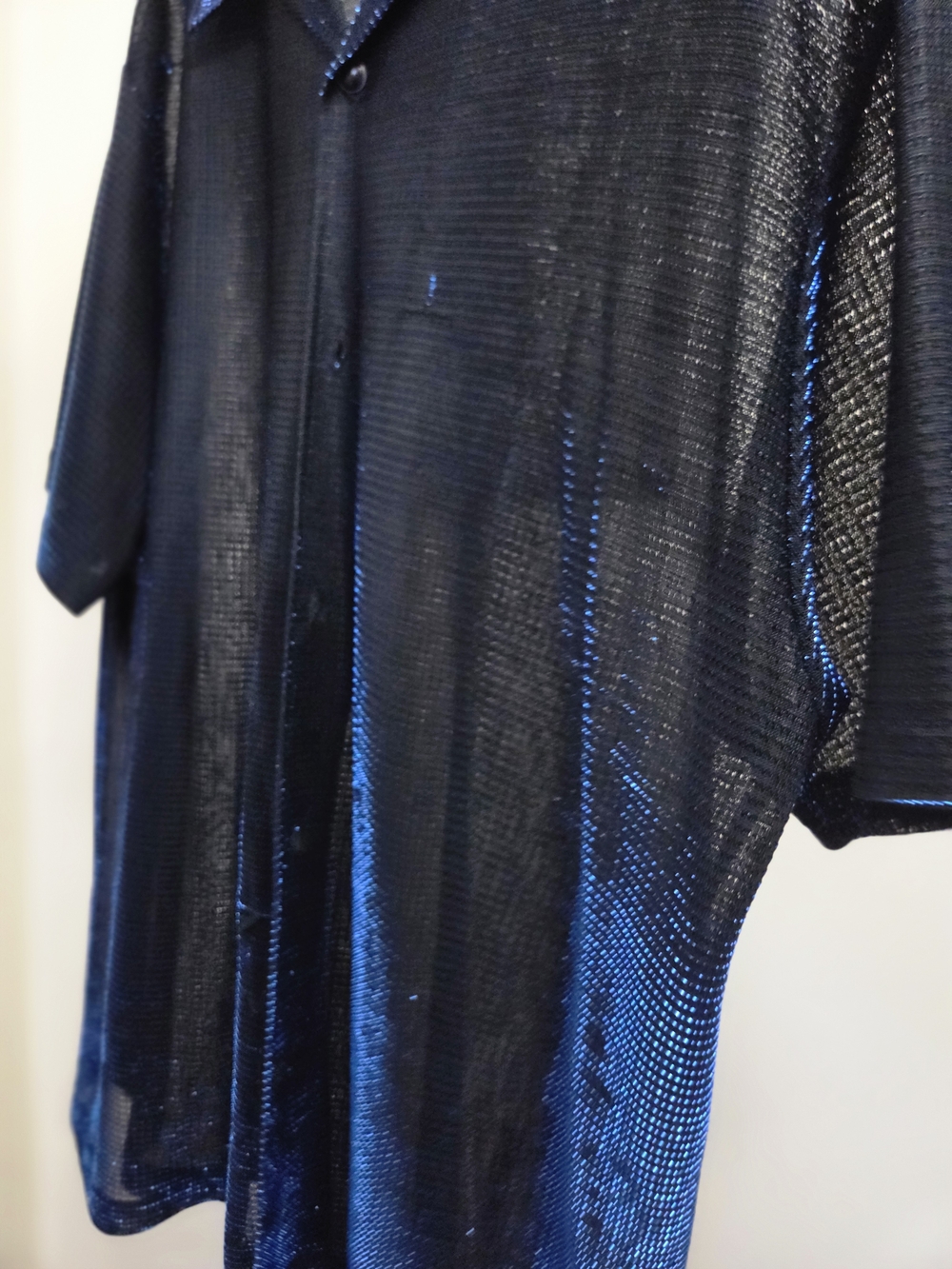 A
Vintage YMLA 90s club shimmer shirt. Amazing
Amazing Y2K glam club shirt, 1990